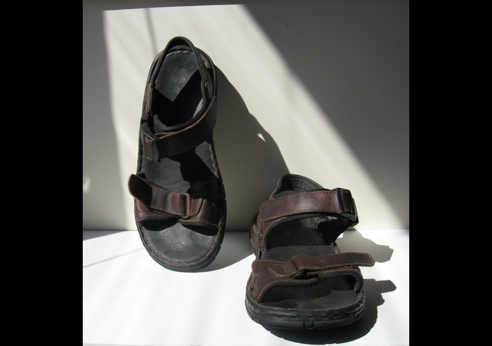 Here are my Minnetonka sandals (size 10M 77007 BNR with Leather Upper ...